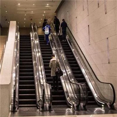 Escalator planning for stations and shopping centers.